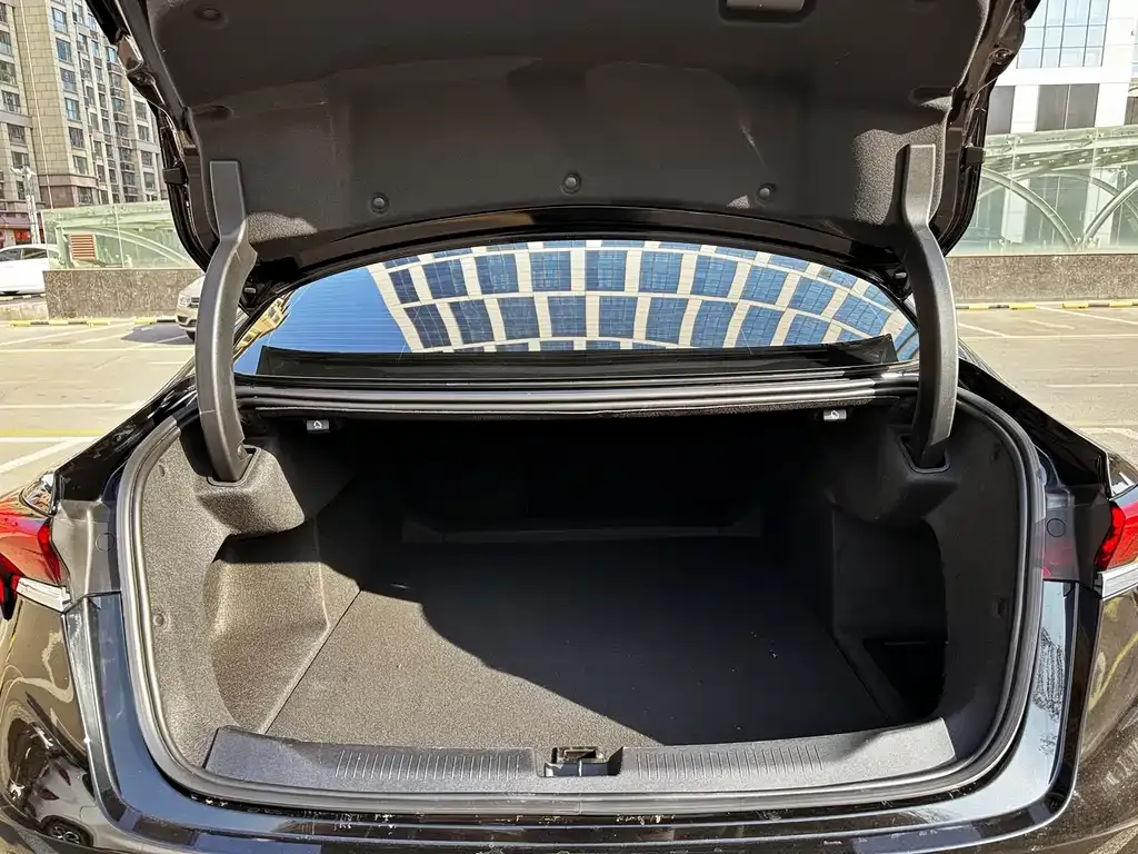 Buick LaCrosse 2023 из CN, фото 8