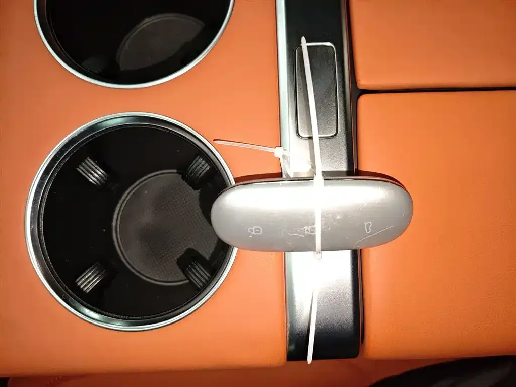 Li Auto L8 2023 из CN, фото 2