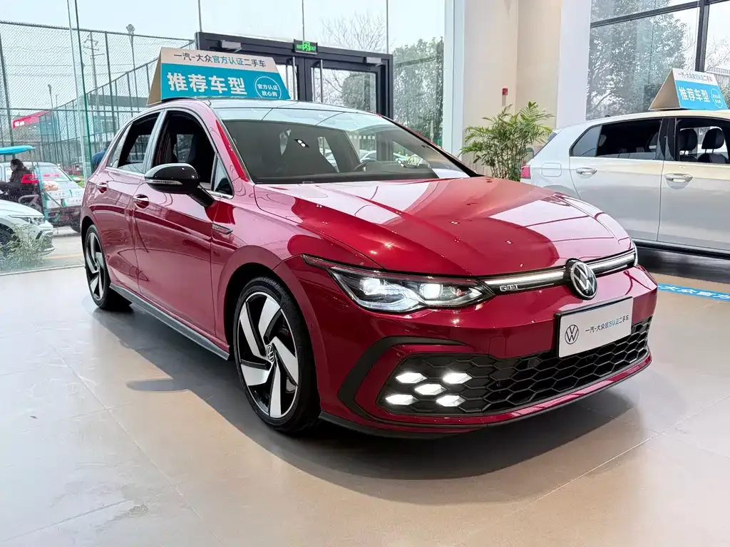 Volkswagen Golf GTI — фото 2