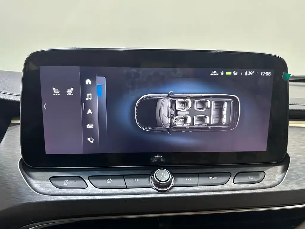 Buick GL8 2024 из CN, фото 10
