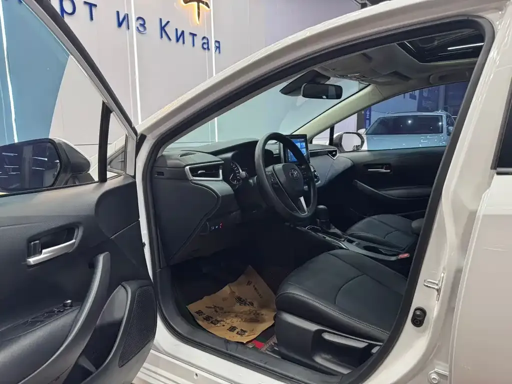 Toyota Corolla 2022 из CN, фото 9