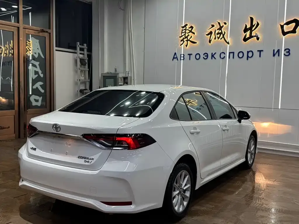Toyota Corolla 2022 из CN, фото 8