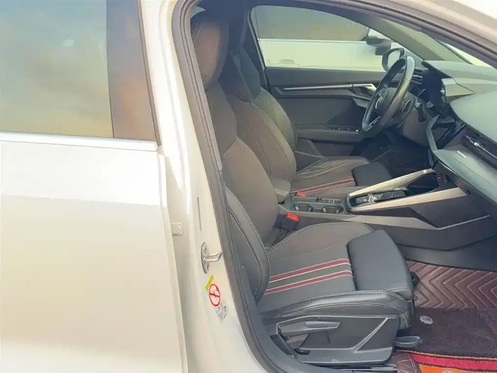 Audi A3 2022 из CN, фото 2