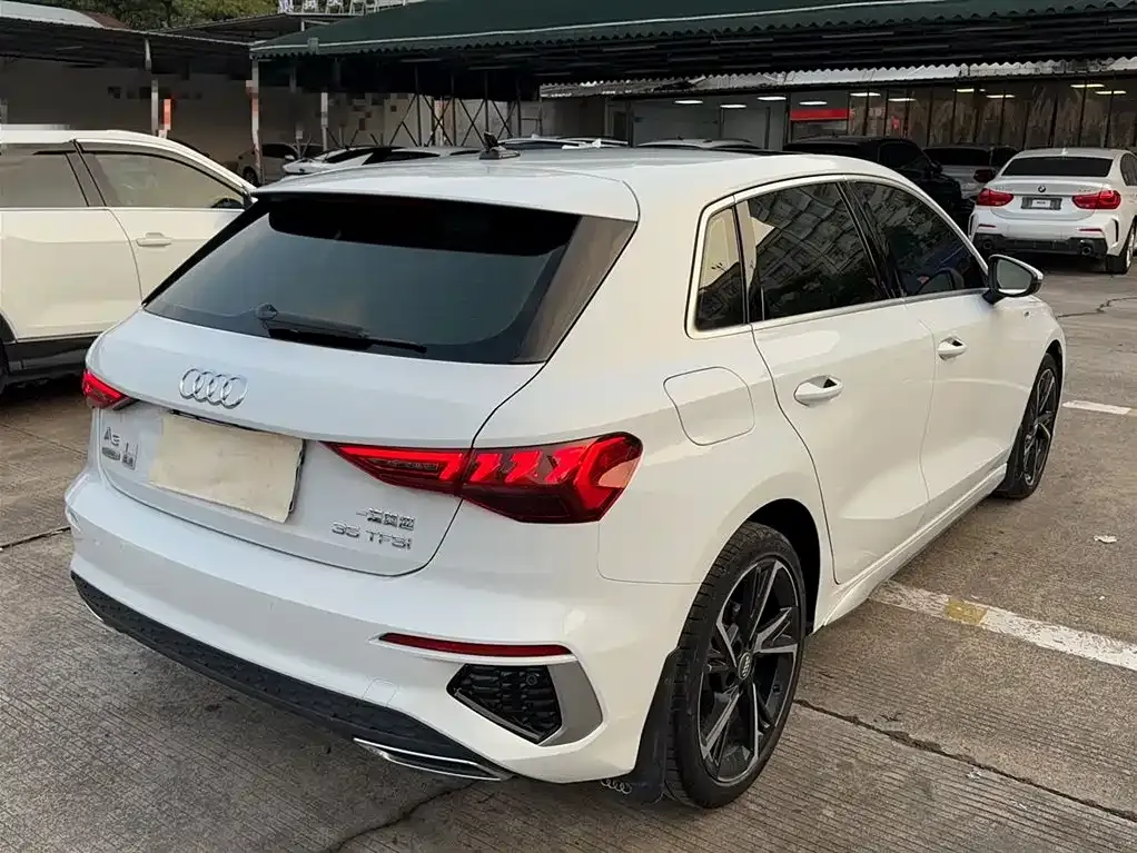 Audi A3 2022 из CN, фото 4