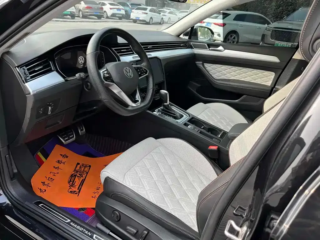 Volkswagen Magotan 2023 из CN, фото 2