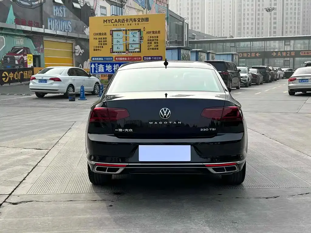 Volkswagen Magotan 2023 из CN, фото 8