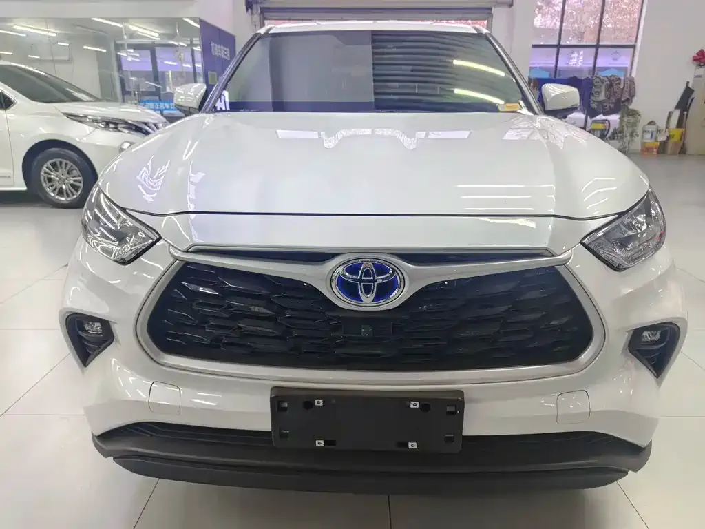 Toyota Highlander 2024 из CN, фото 1