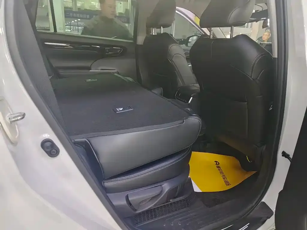Toyota Highlander 2024 из CN, фото 2