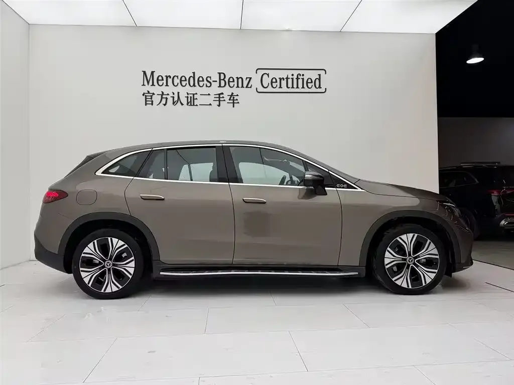 Mercedes-Benz EQE SUV 2023 из CN, фото 8