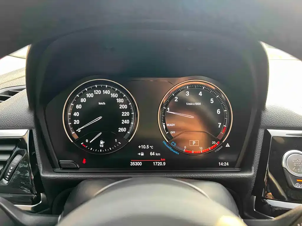 BMW 1 Series 2023 из CN, фото 7