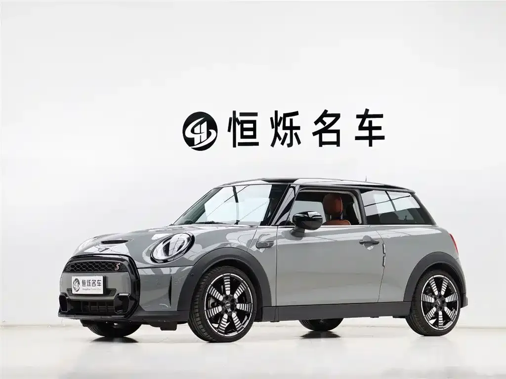 MINI Cooper (3-door) 2023 из CN, фото 1