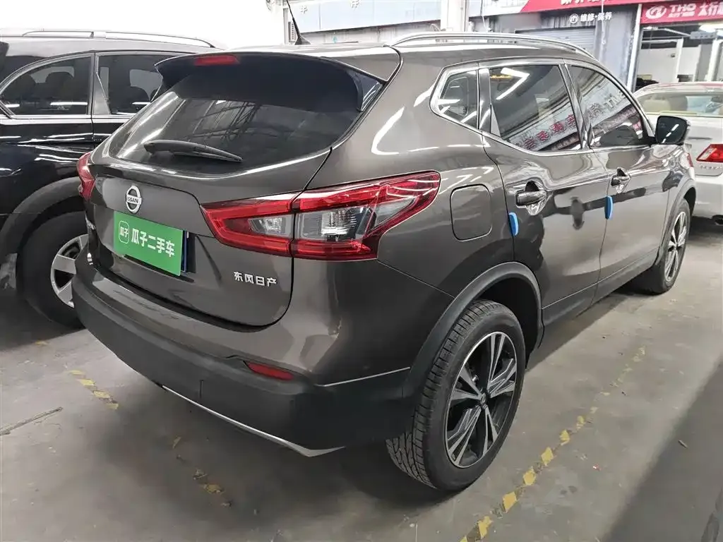 Nissan Qashqai 2022 из CN, фото 2