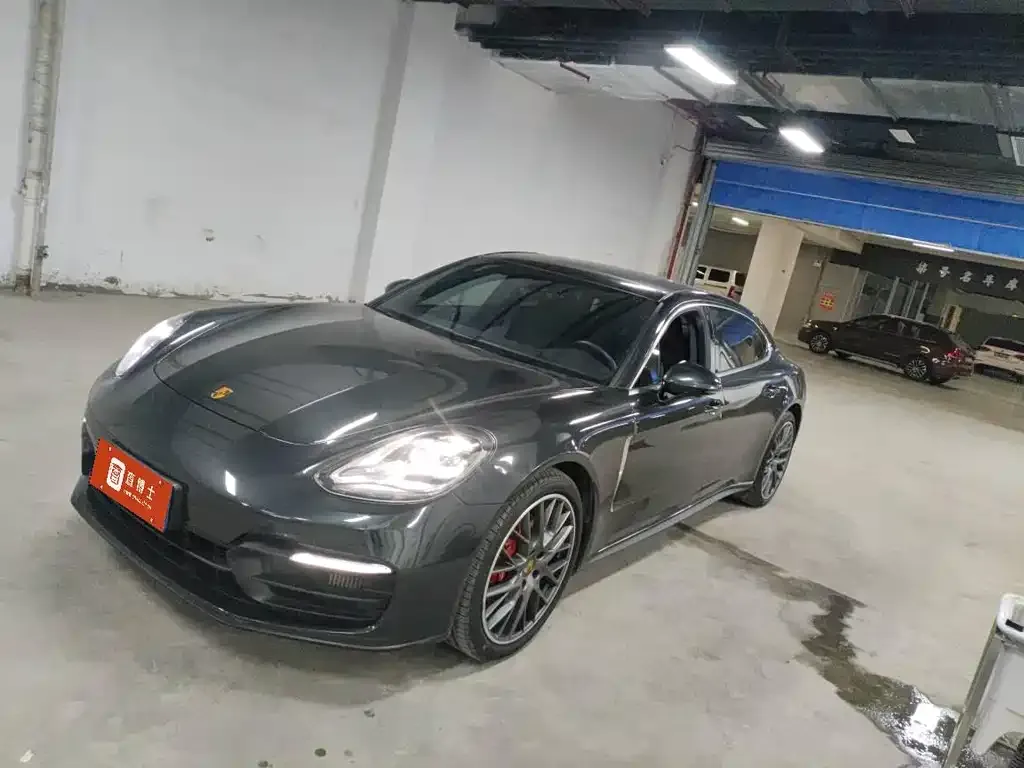 Porsche Panamera 2023 из CN, фото 1