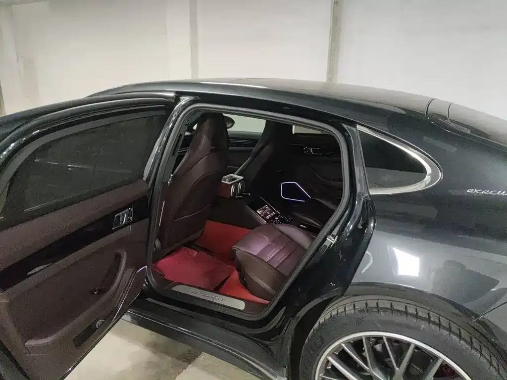 Porsche Panamera 2023 из CN, фото 9