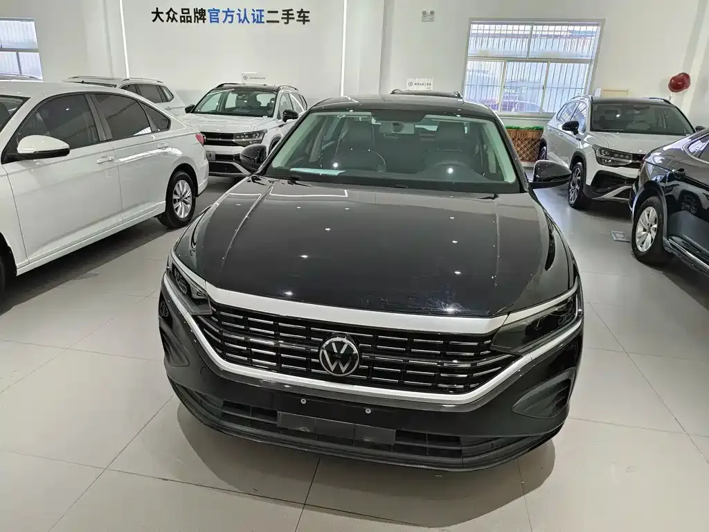 Volkswagen Passat 2023 из CN, фото 6