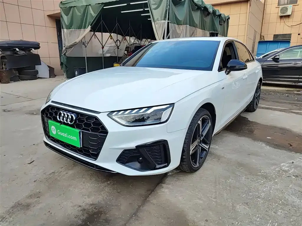 Audi A4L 2024 из CN, фото 5