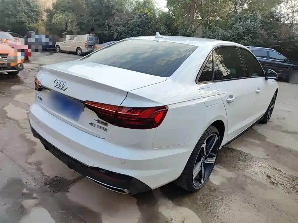 Audi A4L 2024 из CN, фото 6
