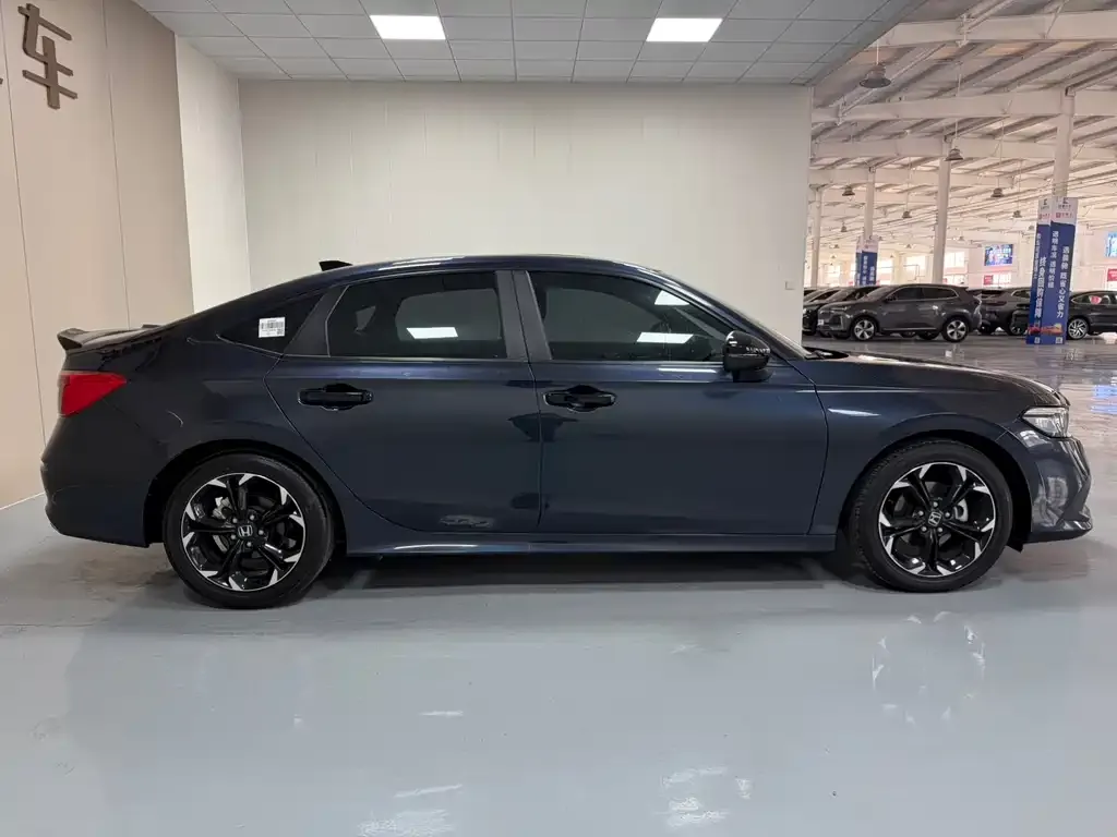 Honda Civic 2023 из CN, фото 8