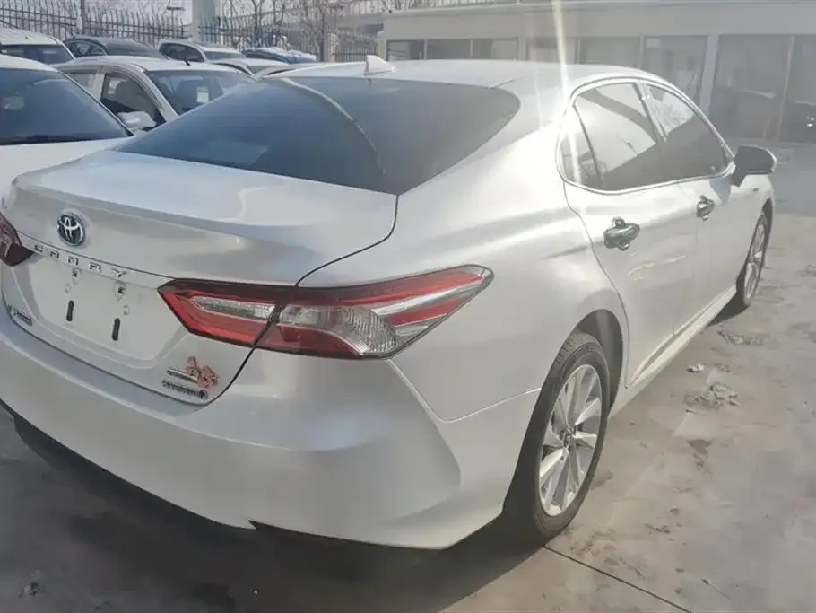 Toyota Camry 2021 из CN, фото 3