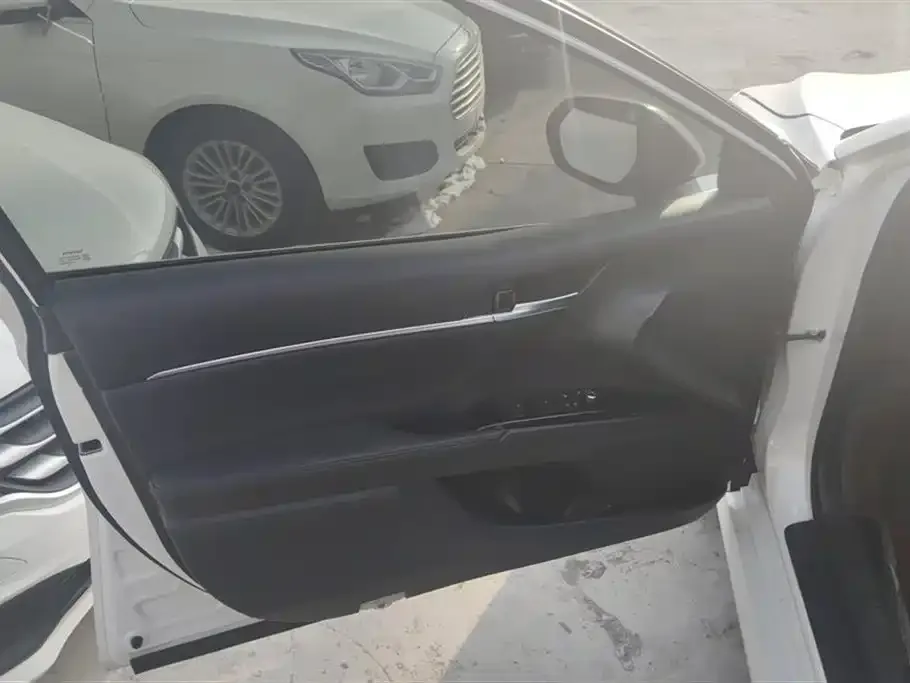 Toyota Camry 2021 из CN, фото 7