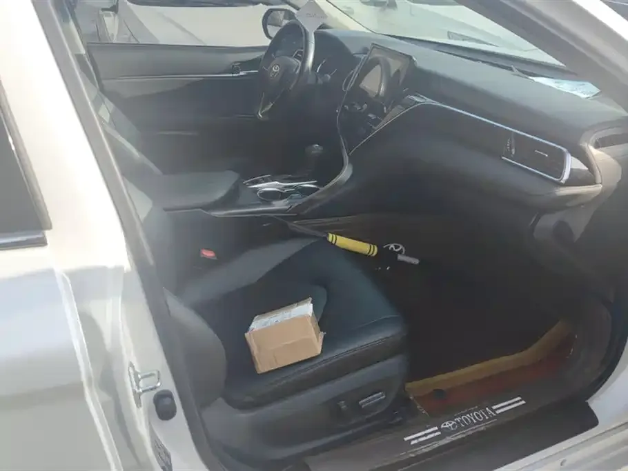 Toyota Camry 2021 из CN, фото 8