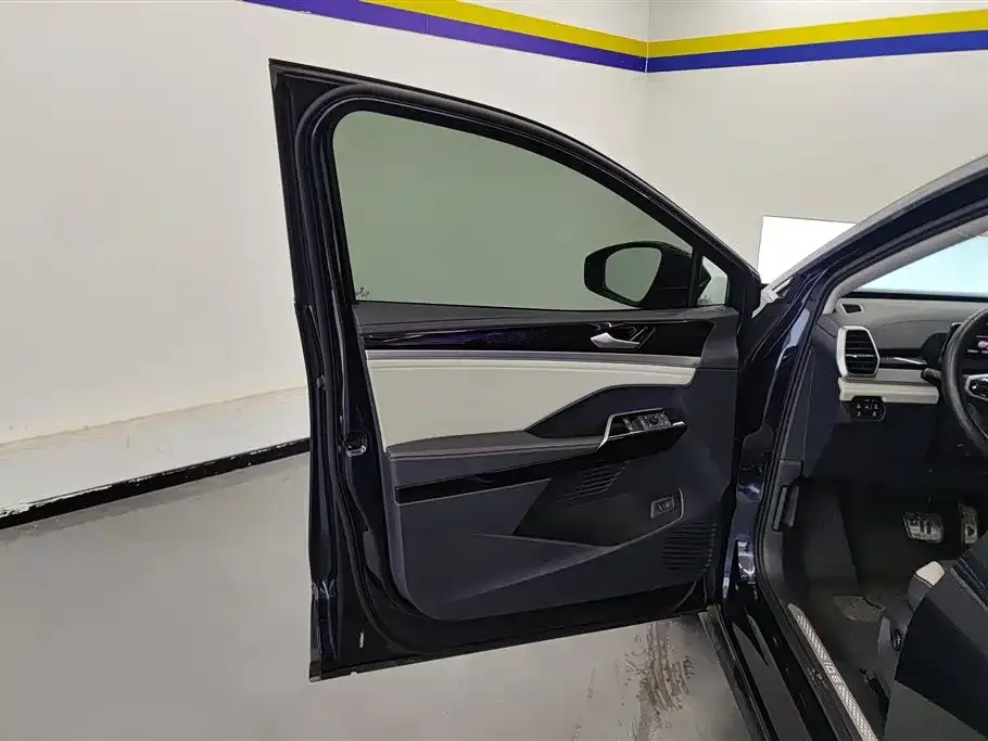 Volkswagen ID.6 Crozz 2022 из CN, фото 2