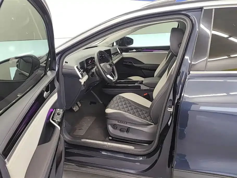 Volkswagen ID.6 Crozz 2022 из CN, фото 10