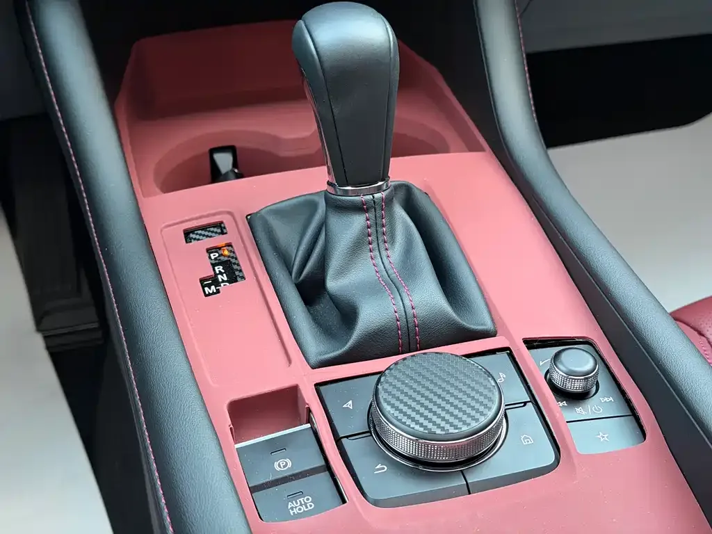 Mazda 3 Axela 2025 из CN, фото 7
