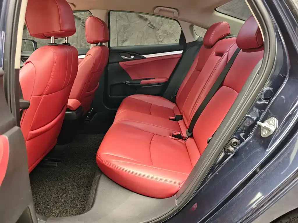 Honda Civic — фото 9