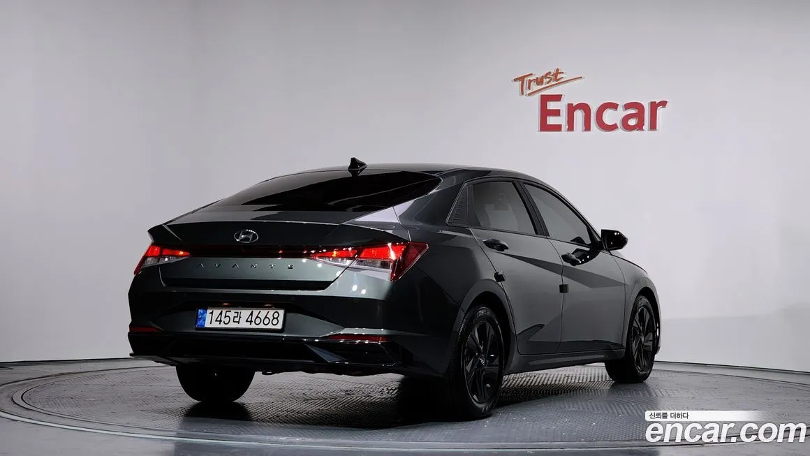 Hyundai AVANTE — фото 2