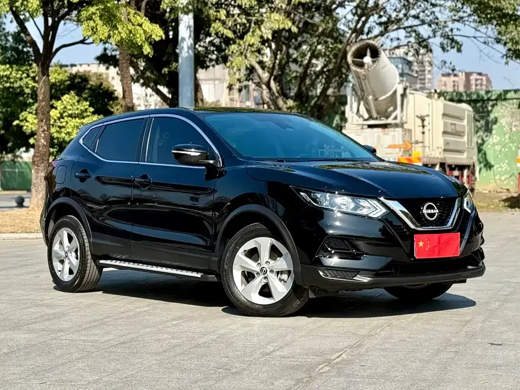 Nissan Qashqai — фото 9