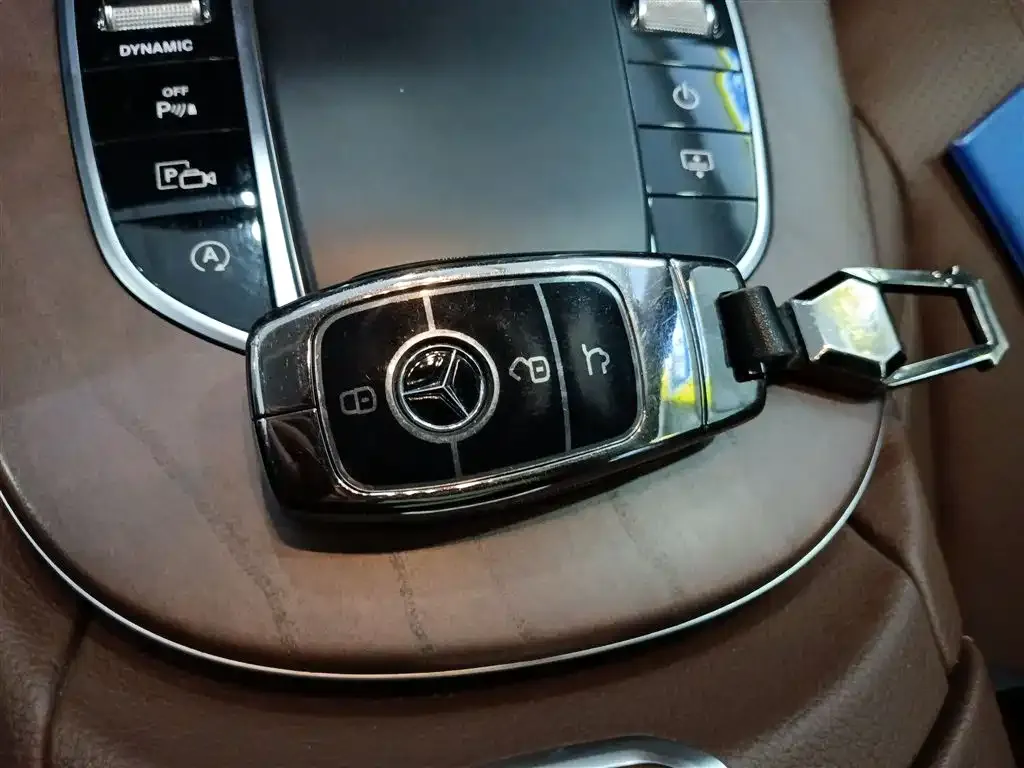 Mercedes-Benz E-Class 2022 из CN, фото 10