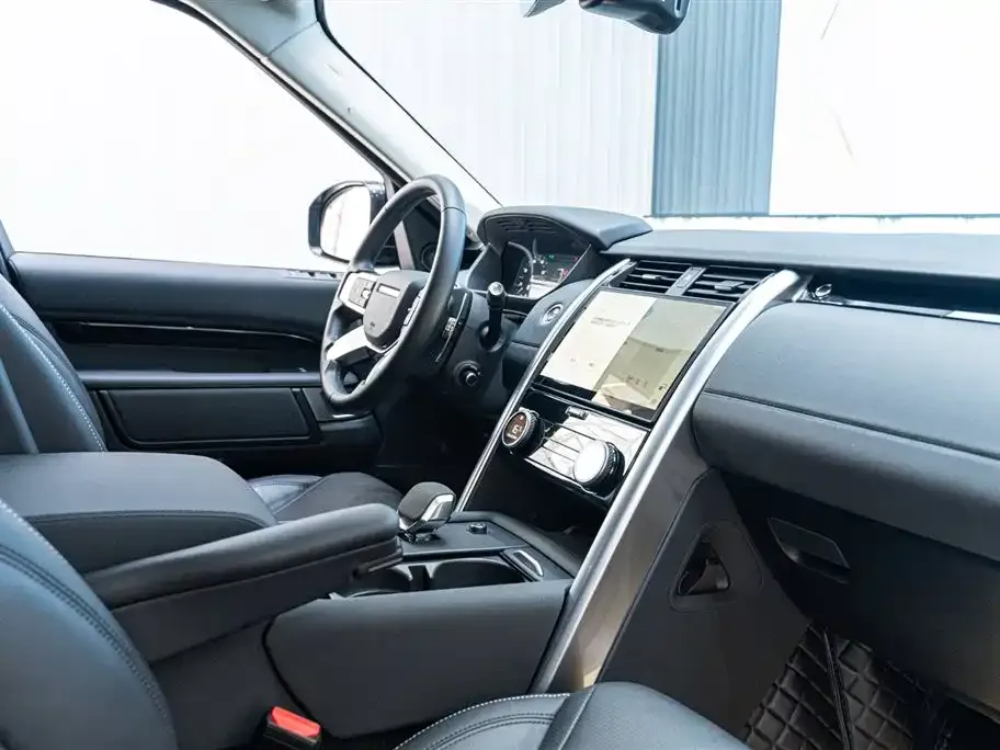 Land Rover Discovery 2024 из CN, фото 4
