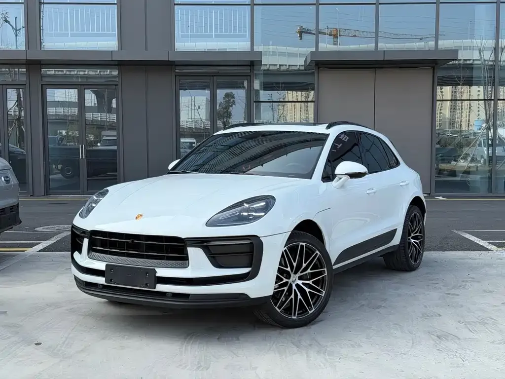 Porsche Macan — фото 1