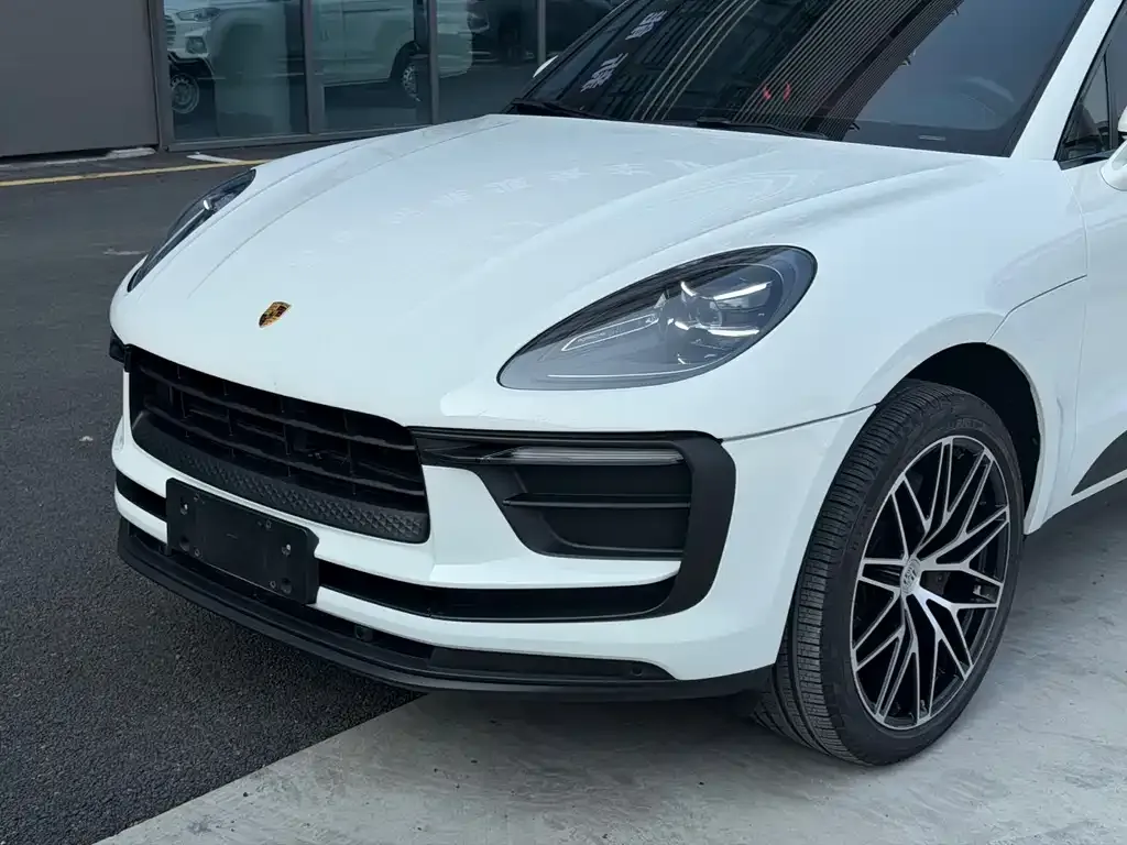 Porsche Macan — фото 7