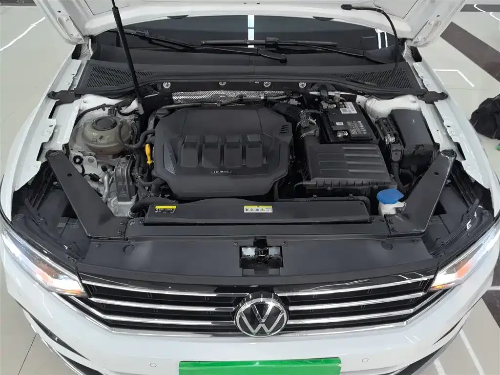 Volkswagen Magotan 2021 из CN, фото 10