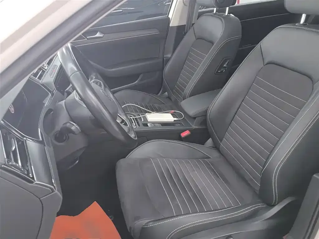 Volkswagen Magotan 2021 из CN, фото 8