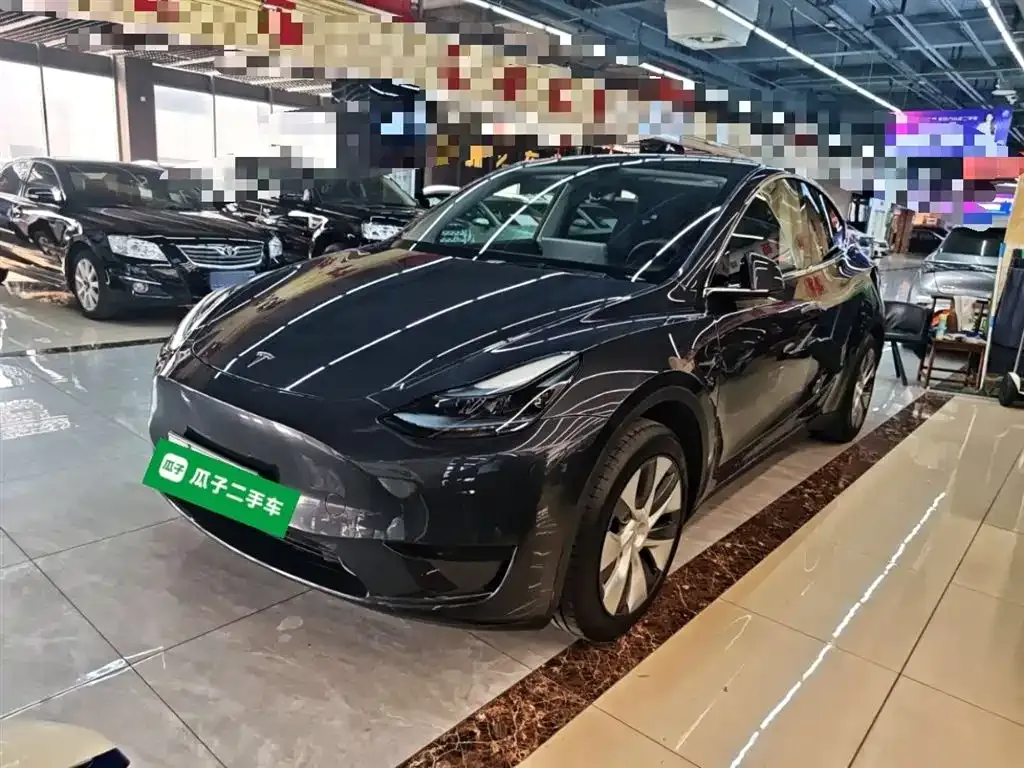 Tesla Model Y 2024 из CN, фото 3