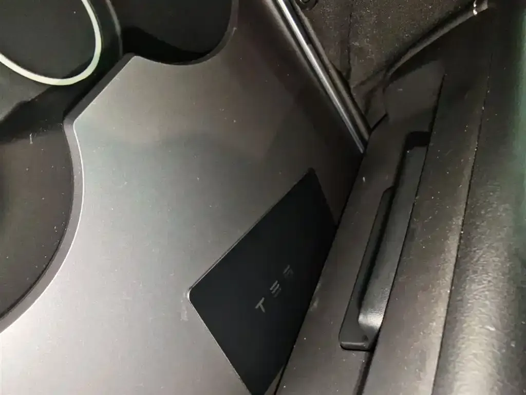 Tesla Model Y 2024 из CN, фото 4