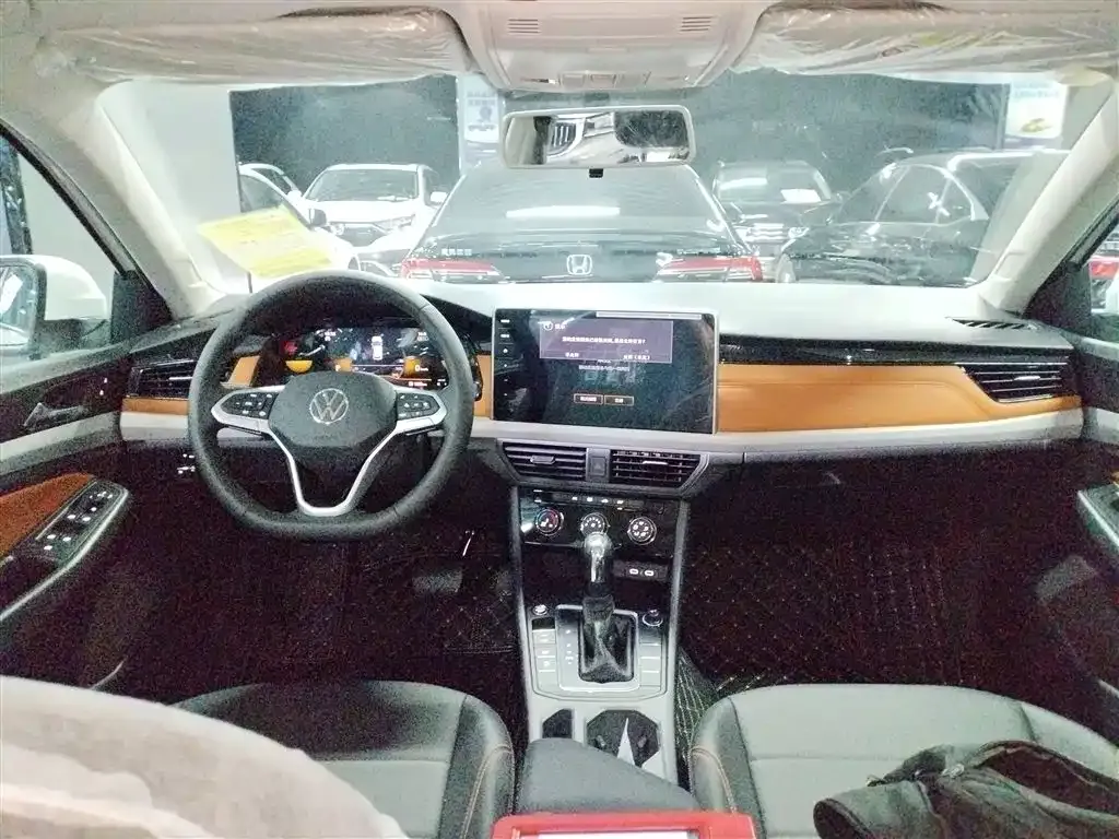Volkswagen Bora 2025 из CN, фото 10