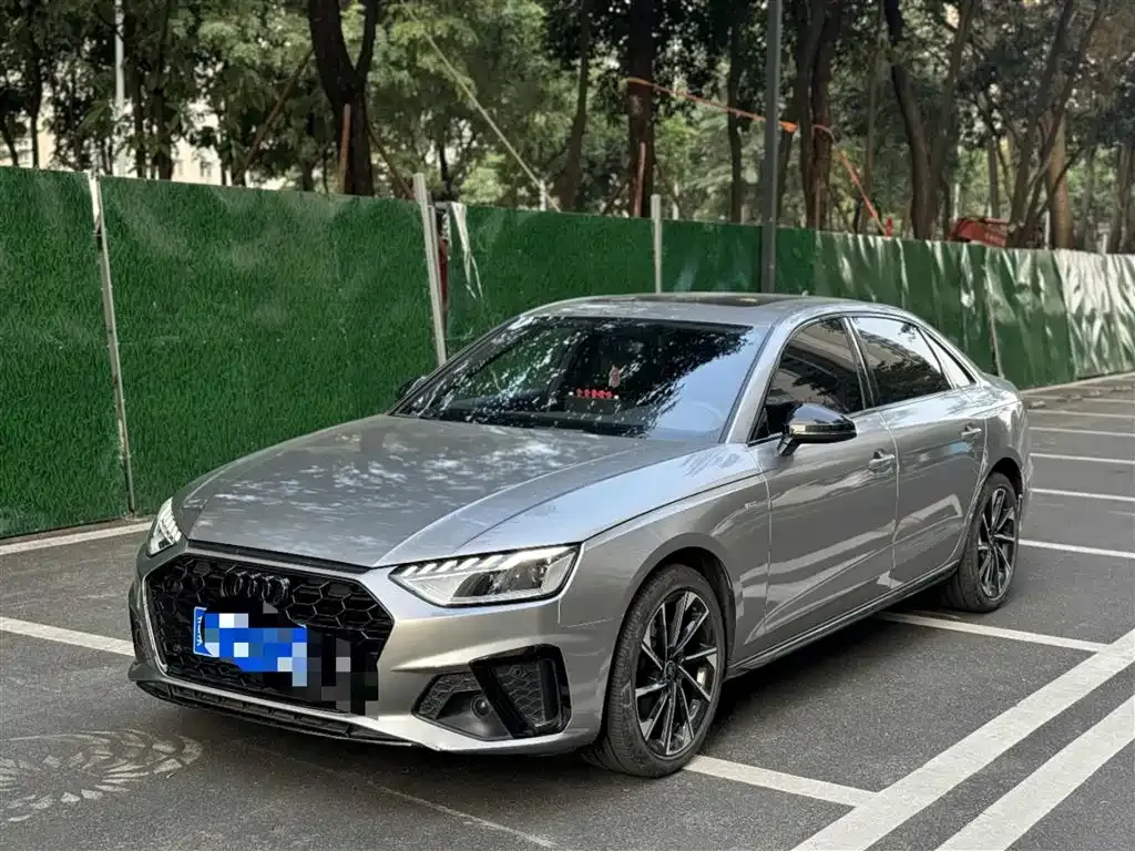 Audi A4L 2023 из CN, фото 1