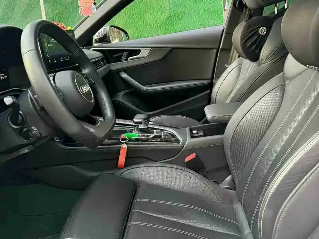 Audi A4L 2023 из CN, фото 9