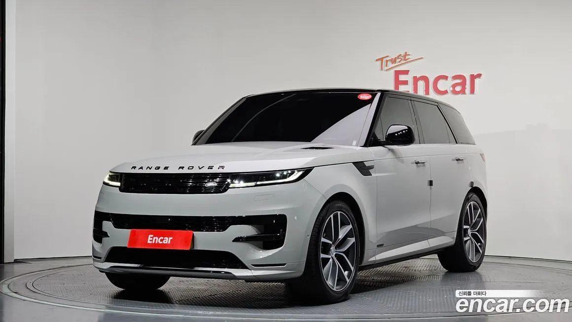Land Rover Range Rover Sport — фото 1