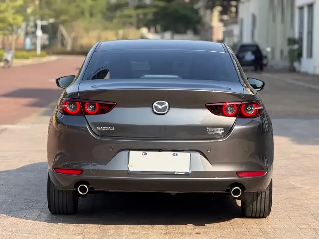 Mazda 3 Axela 2023 из CN, фото 5