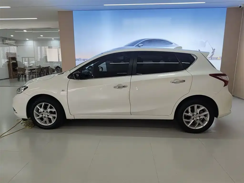 Nissan Tiida 2024 из CN, фото 7