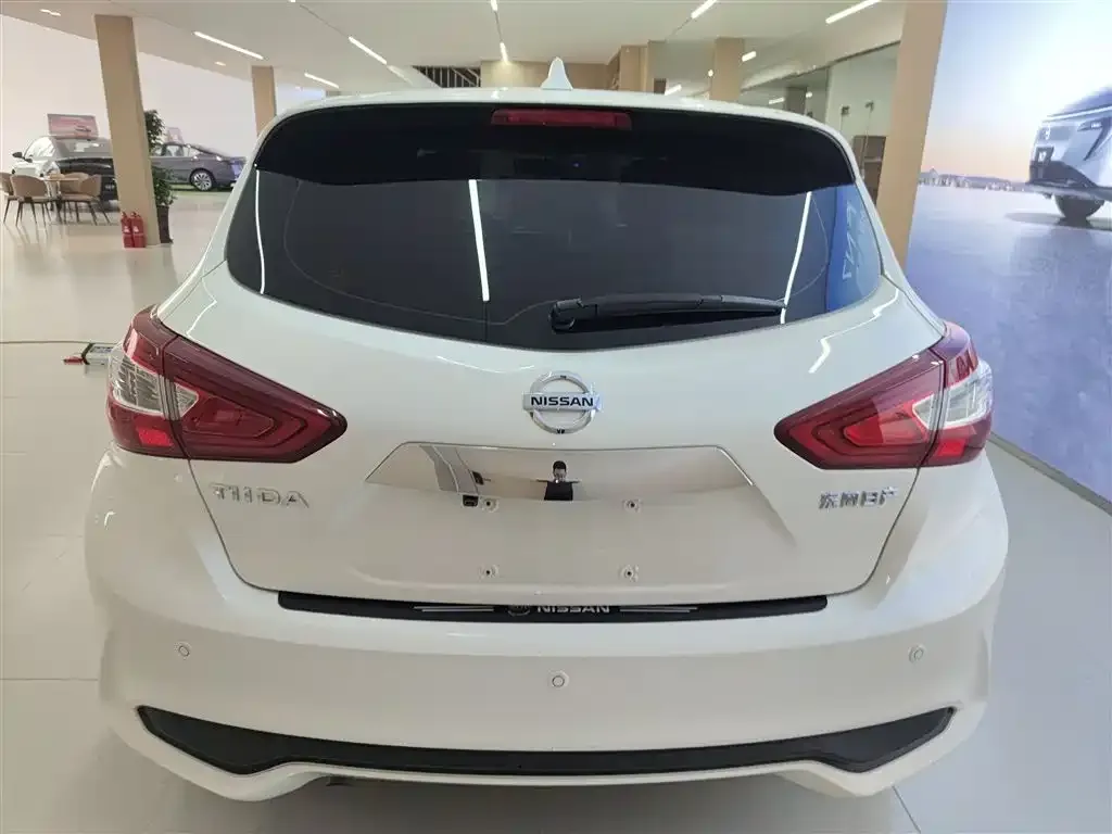 Nissan Tiida 2024 из CN, фото 2