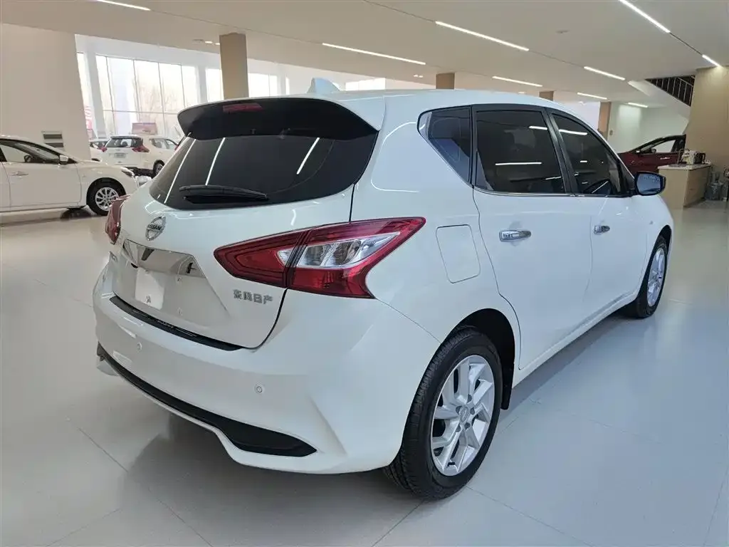 Nissan Tiida 2024 из CN, фото 9