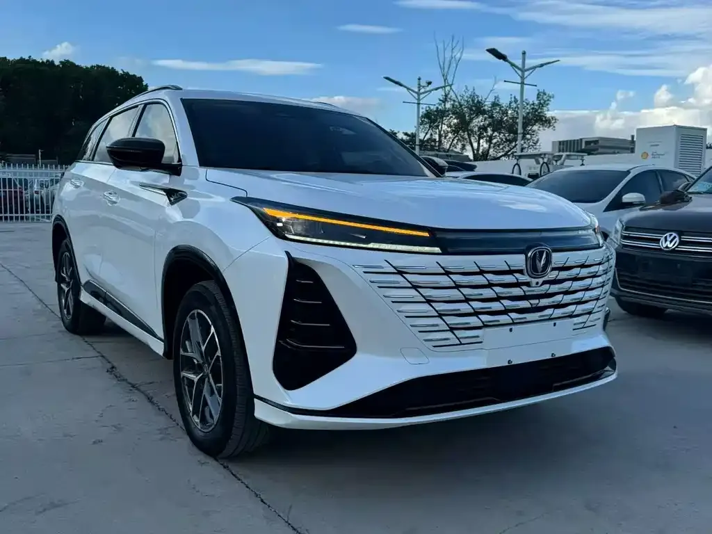 Changan CS75PLUS 2024 из CN, фото 3