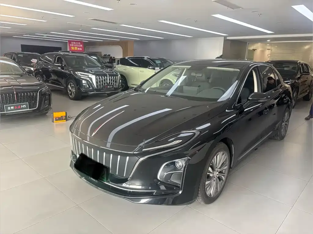 Hongqi E-QM5 2024 из CN, фото 1