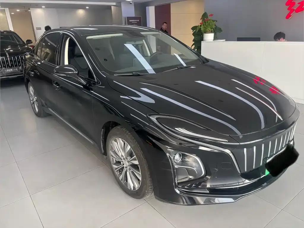 Hongqi E-QM5 2024 из CN, фото 3